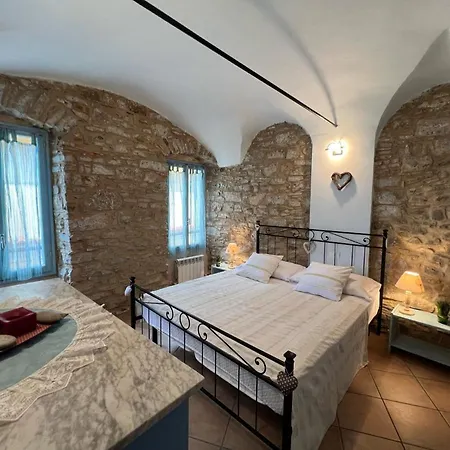 Casa Valery Lingueglietta